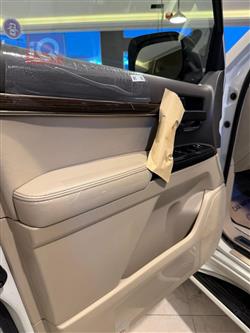 تۆیۆتا لاند کروزەر